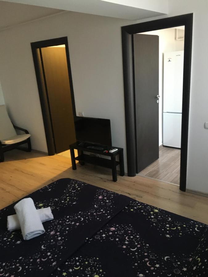Anca House Apartment Bukares Bagian luar foto