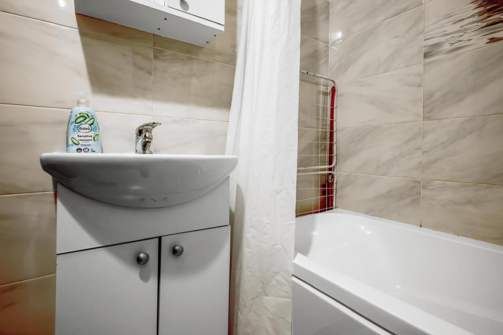 Anca House Apartment Bukares Bagian luar foto